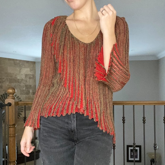 Most gorgeous and unique blouse! - Picture 2 of 3